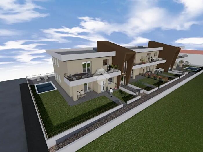 Appartamento trilocale in vendita in Via Gilberto Don Agostino, Rovato