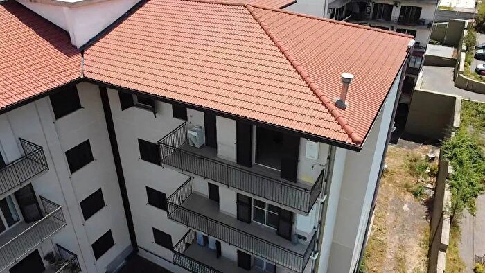 Appartamento trilocale in vendita in Via Antonino Scalia Acireale, Acireale