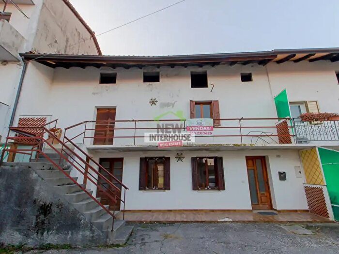 Appartamento con 6 locali in vendita in Via G Matteotti, Maniago