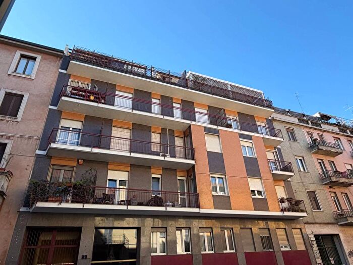 Appartamento bilocale in affitto in Via Nicola dApulia, Rovereto, Milano