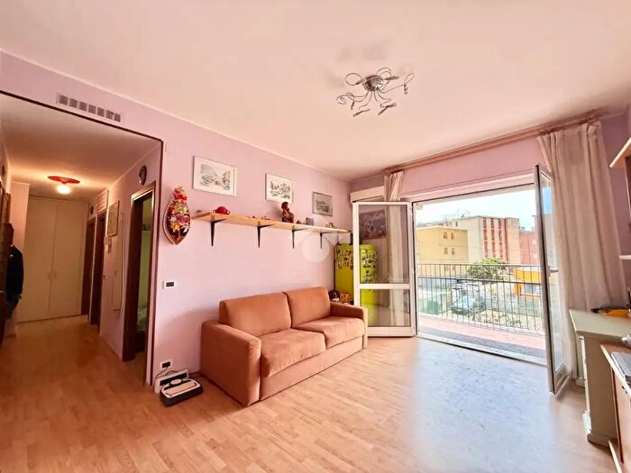 Appartamento trilocale in vendita in Viale Liguria, Albissola Marina