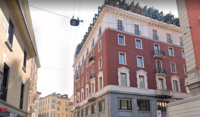 Appartamento monolocale in affitto in Via San Giovanni sul Muro, Duomo, Milano