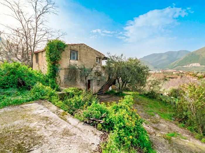 Casa quadrilocale in vendita in Via Esterna Cozzo Ingrassia, Monreale