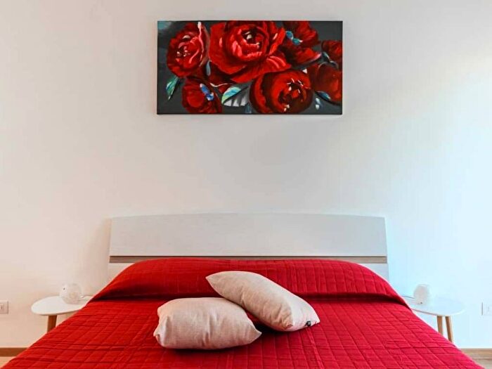 Appartamento monolocale in affitto in Viale Beethoven, Eur, Roma