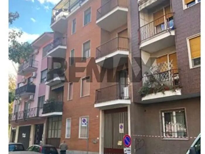 Appartamento trilocale in vendita in Via Sesalli, Novara