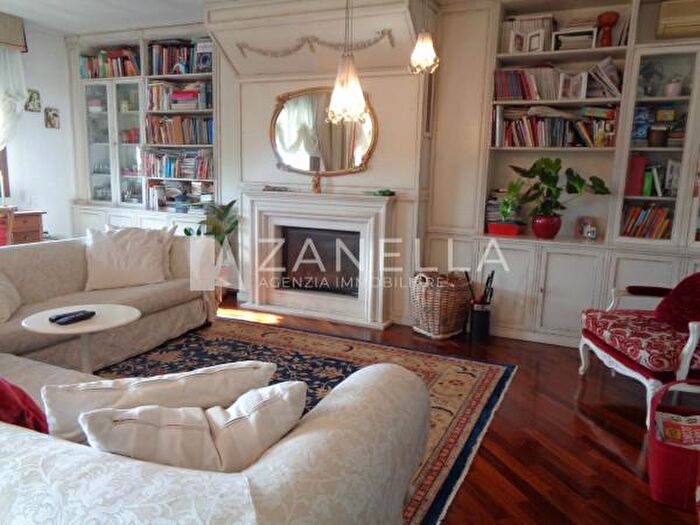 Appartamento con 6 locali in vendita in Via Forche, Castelfranco Veneto