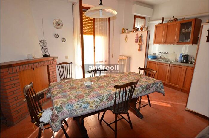 Appartamento con 5 locali in vendita in Cupramontana