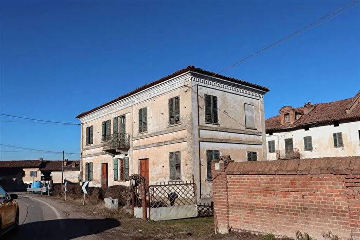 Casa con 10 locali in vendita in Strada Case Valle Motta Costigliole dAsti Asti, Costigliole DAsti