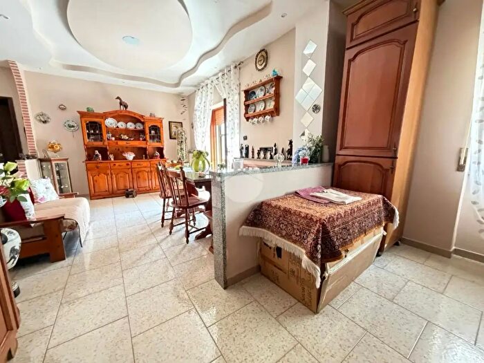 Appartamento con 5 locali in vendita in Via IV Novembre, Ercolano