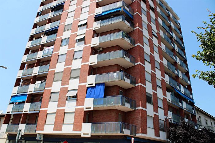 Appartamento trilocale in vendita in Piazza Martiri della Libertà, Trino