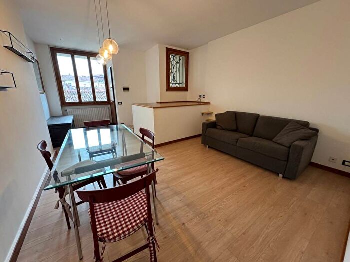 Appartamento trilocale in affitto in Via Zambonate, Centro, Bergamo