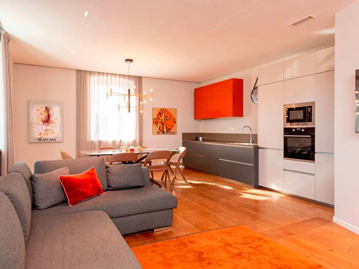 Appartamento trilocale in affitto in Piazza Santa Maria, Centro, Civezzano