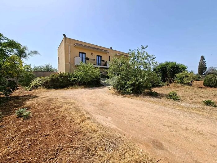 Casa quadrilocale in vendita in Ss, Mazara Del Vallo