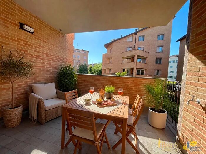 Appartamento bilocale in vendita in Viale Tanara Faustino, Parma