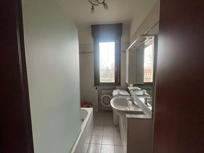 Appartamento trilocale in vendita in Via R Cartesio, Reggio Emilia