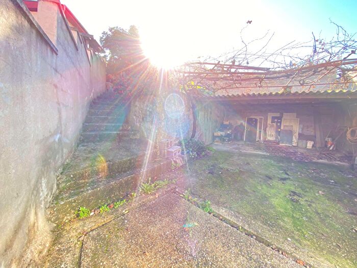 Casa con 5 locali in vendita in Iglesias