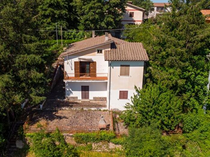 Casa trilocale in vendita in Torricella In Sabina