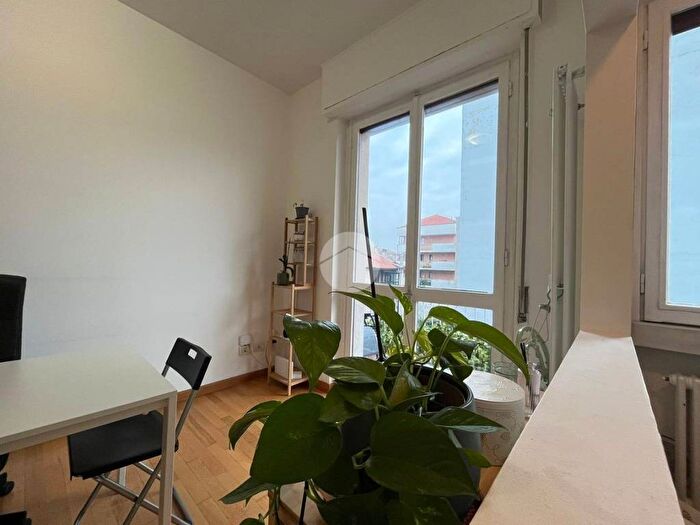 Appartamento trilocale in affitto in Via George Sand, Affori, Milano