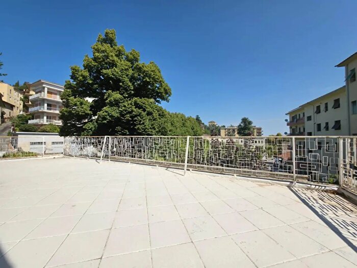 Appartamento trilocale in vendita in Via Tommasi Arnoni, Cosenza