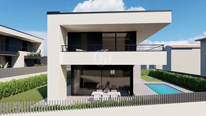 Casa con 6 locali in vendita in Desenzano Del Garda