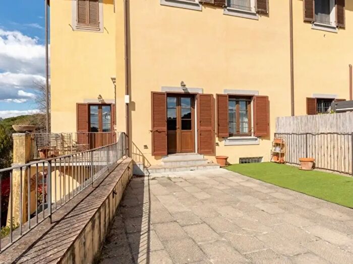 Appartamento con 6 locali in vendita in Via Tosco Romagnola Nord, Montelupo Fiorentino