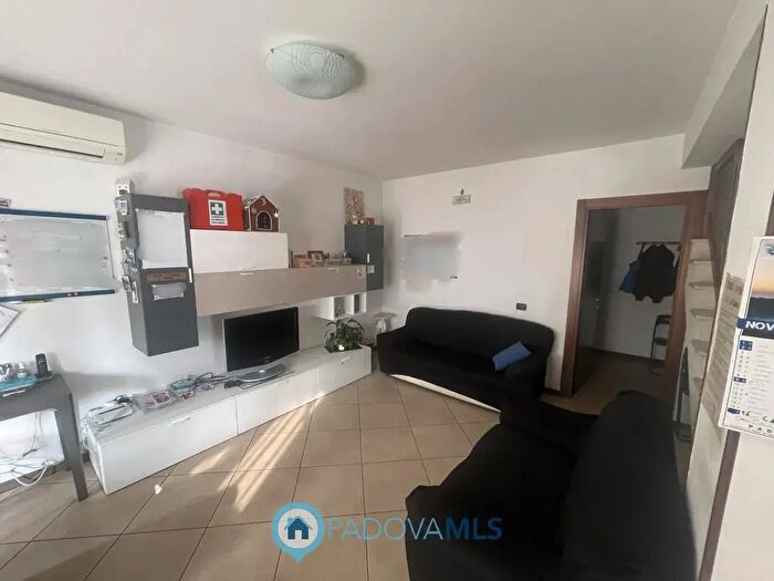 Casa con 6 locali in vendita in Via Cappello, Noventa Padovana