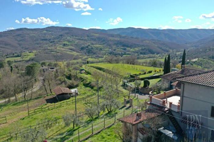 Casa con 5 locali in vendita in Via Trasimeno, Citta Di Castello