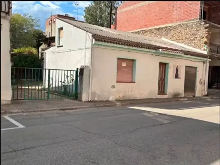 Casa con 5 locali in vendita in Corso V Emanuele, Perdasdefogu