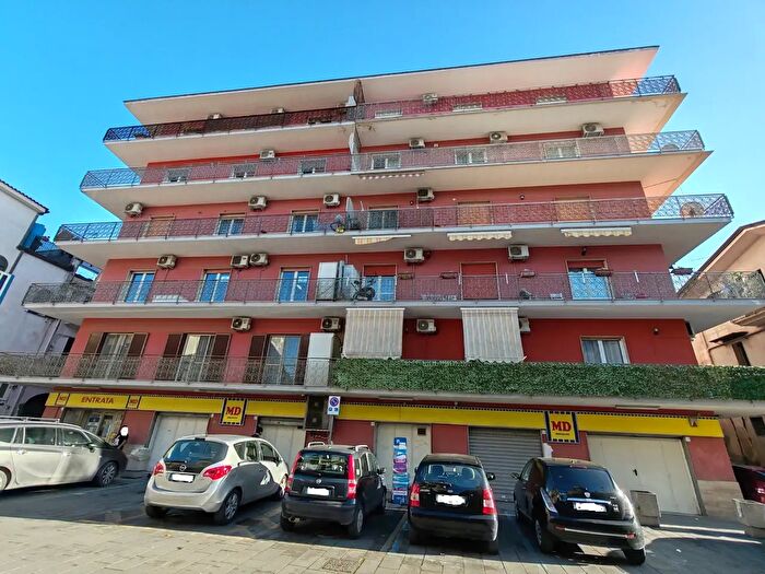 Appartamento con 5 locali in vendita in Via Palestro, Acerra