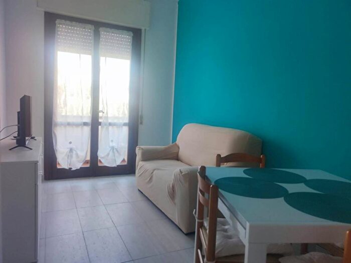 Appartamento quadrilocale in affitto in Darsena Ex Campo di Aviazione, Viareggio