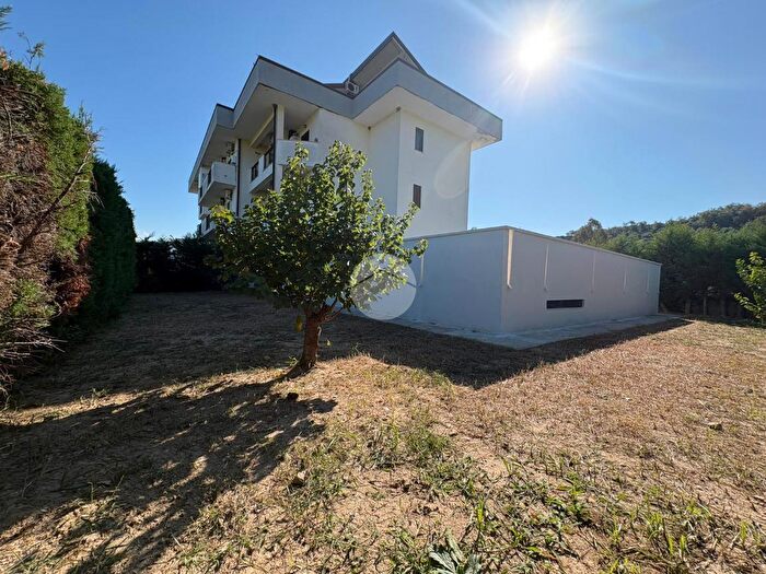 Appartamento trilocale in vendita in Via Insidia, Montalto Uffugo