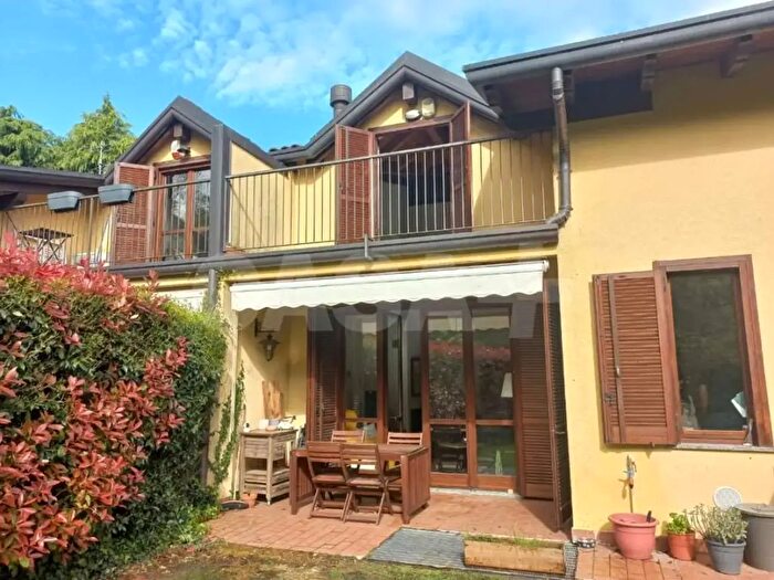 Appartamento quadrilocale in vendita in Via del Gaggio, Varese