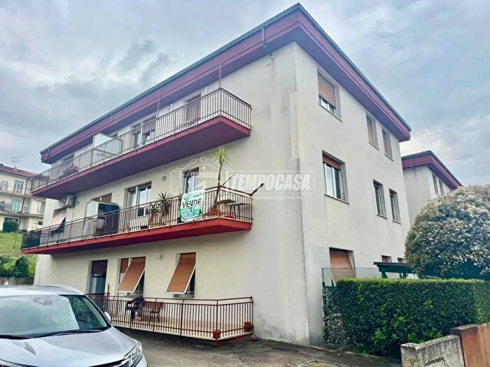 Appartamento con 5 locali in vendita in Via Giovanni Pascoli, Falconara Marittima