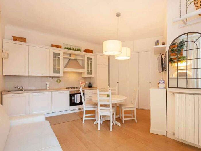 Appartamento bilocale in affitto in Via Carlo Farini, Garibaldi Corso Como, Milano