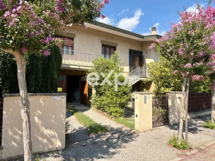 Casa con 8 locali in vendita in Via Bruno Balliana, San Dona' Di Piave