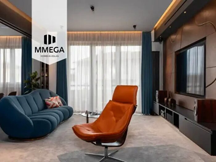 Appartamento con 6 locali in vendita in Via Giandomenico Romagnosi, Firenze