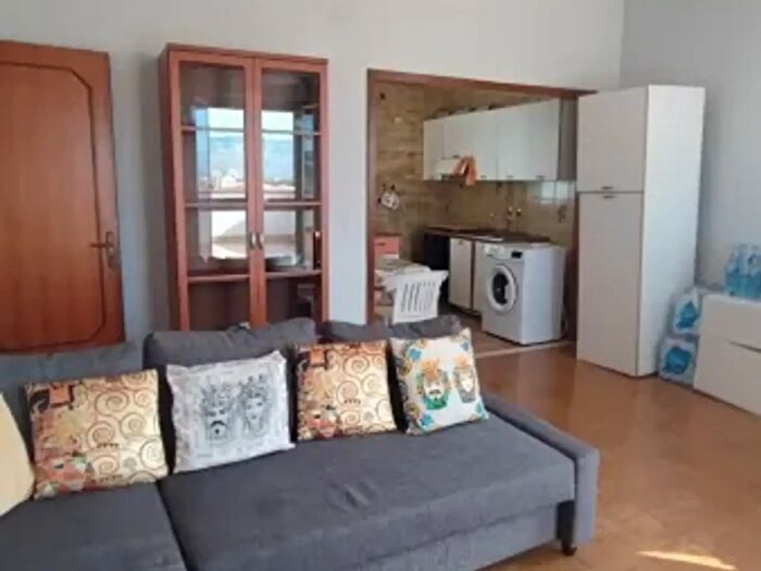 Appartamento quadrilocale in affitto in Floridia
