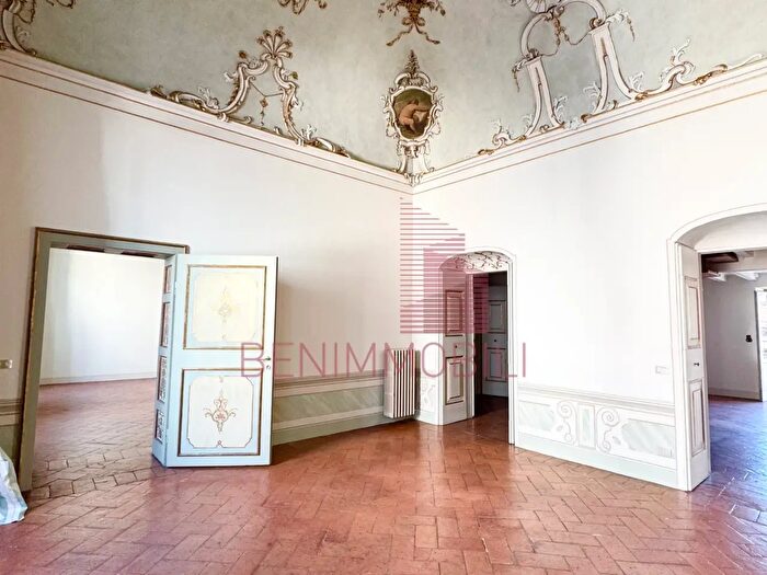 Appartamento con 5 locali in affitto in Via Francesco Crispi, Brescia