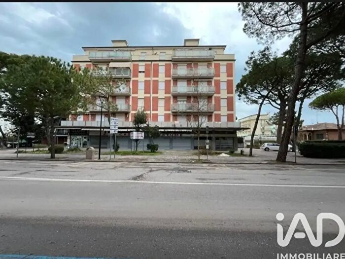 Appartamento quadrilocale in vendita in Viale Giugno, Cervia