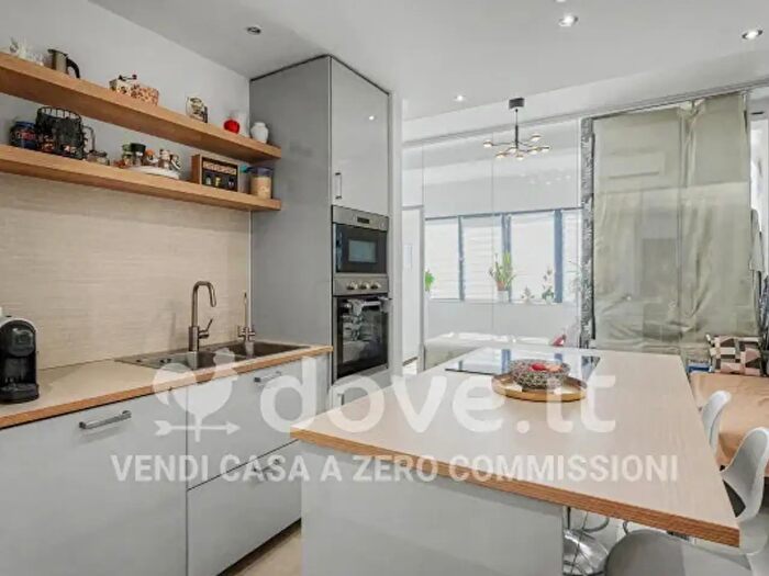 Appartamento trilocale in vendita in Piazzale Camerlata, Como