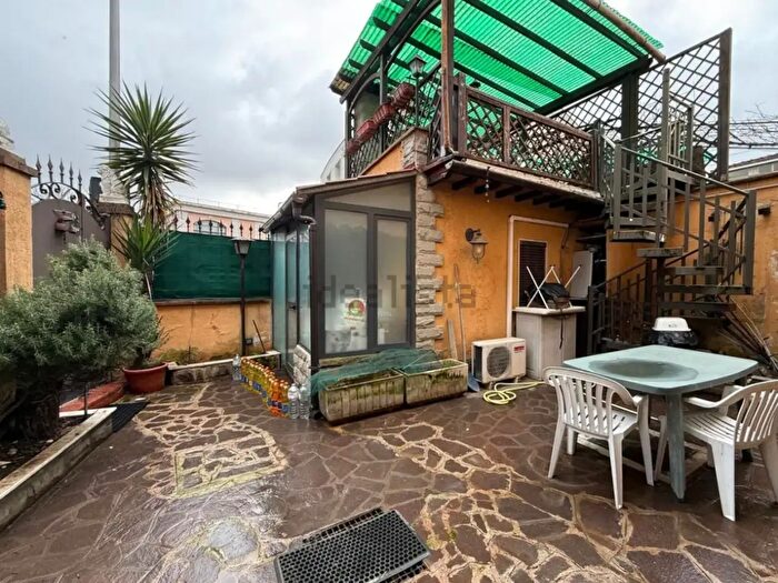 Appartamento trilocale in vendita in Via di Porto, Scandicci