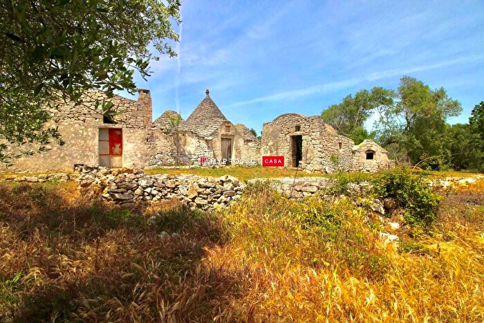Casa con 6 locali in vendita in Strada Carbonico, Martina Franca