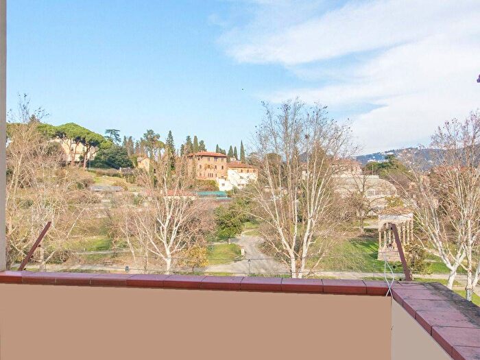 Appartamento con 5 locali in affitto in Via Vittorio Emanuele II, Bolognese, Firenze