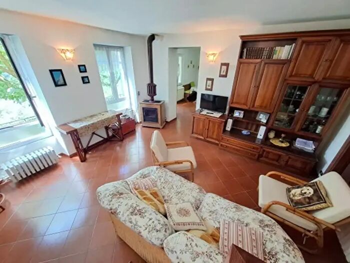 Casa quadrilocale in vendita in Via Reisci, Tribogna