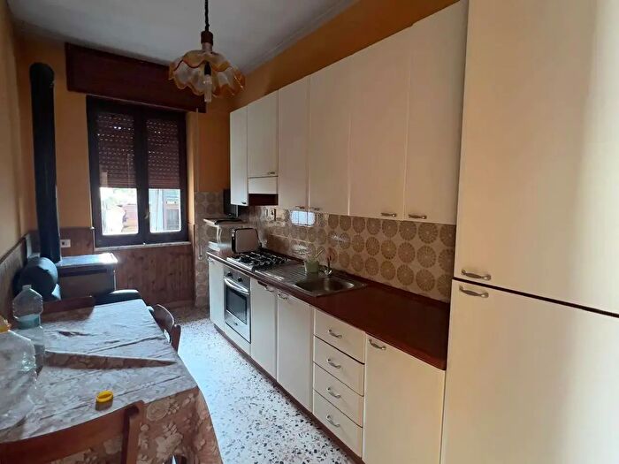 Appartamento trilocale in vendita in Cinquefrondi