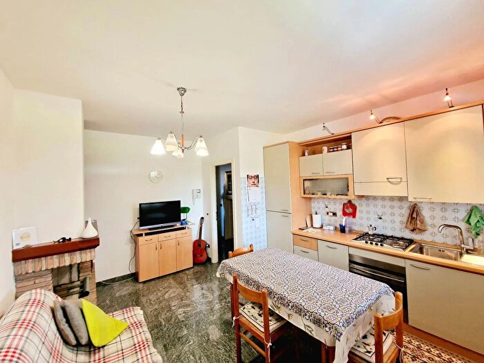 Appartamento bilocale in vendita in Via Montello Ravenna, Ravenna