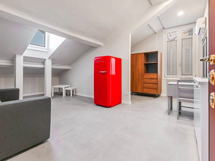 Appartamento monolocale in affitto in Via Errico Petrella, Buenos Aires, Milano