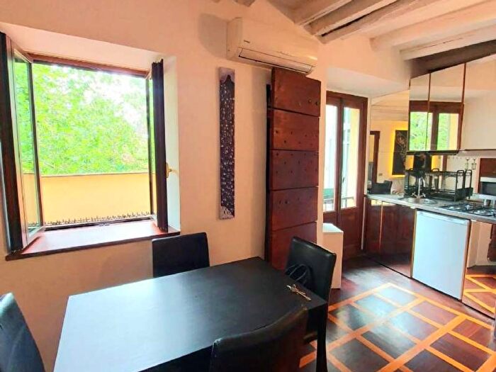 Appartamento bilocale in affitto in via Vetere, Ticinese, Milano