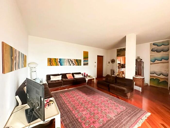 Appartamento trilocale in vendita in Viale Bialetti, Mede