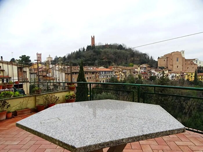 Appartamento trilocale in affitto in San Miniato